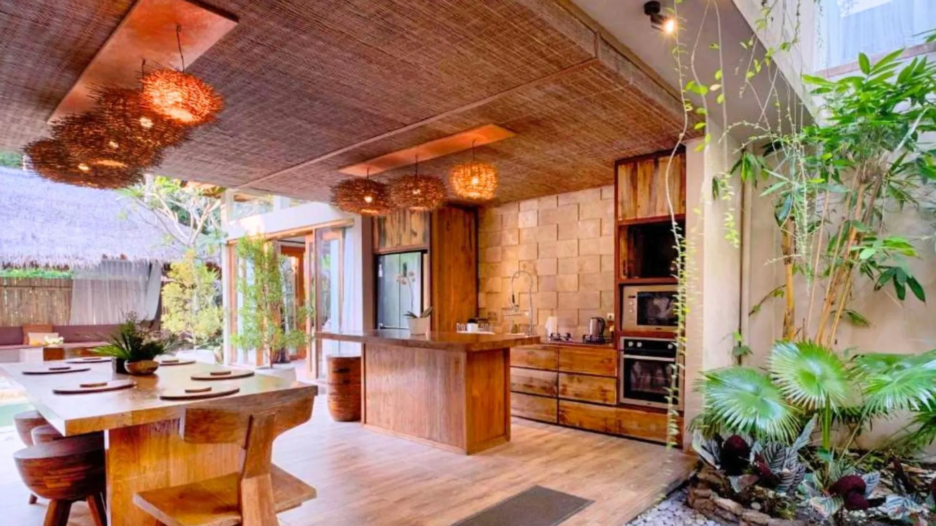 Vishwa 4 Bedroom Private Pool Villa Zn83 Ubud